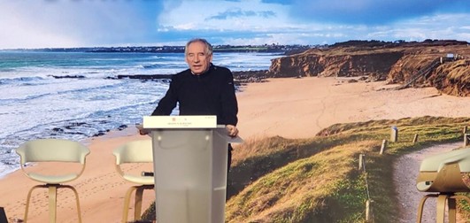 Bayrou plage